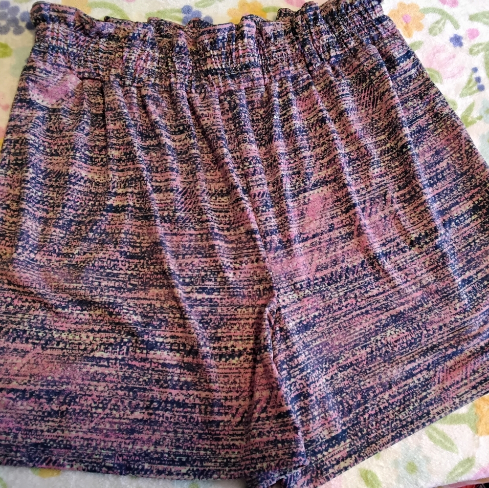 Lularoe Women’s size Large stretch paperbag pink & blue shorts 35W 5.5L NEW no t